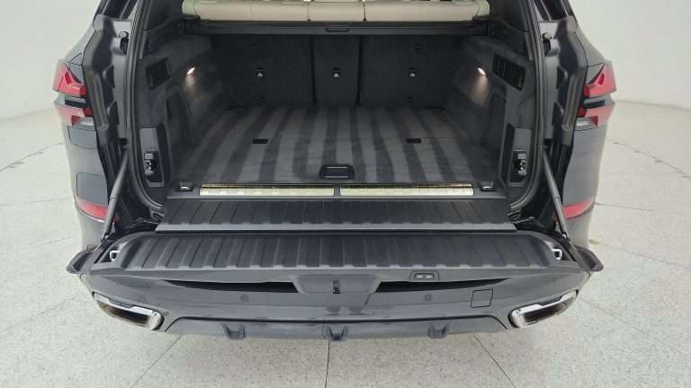 5UX43EU07R9S41657-2024-BMW-X5.dp.111.16x9-3840x2160-2535KB-4K.20240220170212