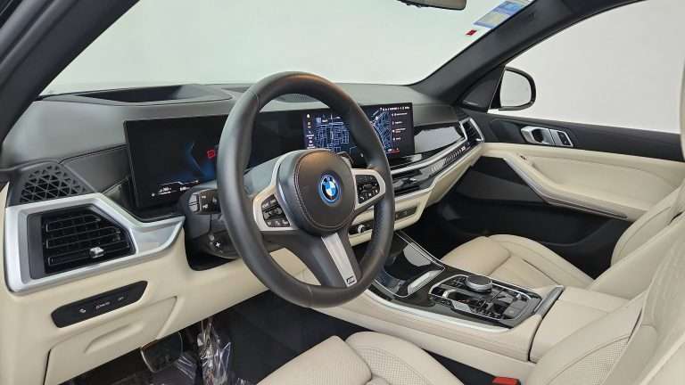 5UX43EU07R9S41657-2024-BMW-X5.dp.130.16x9-3840x2160-2754KB-4K.20240220170213